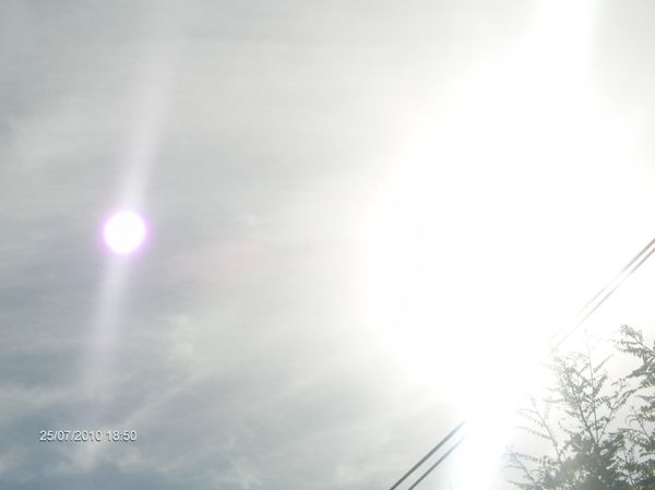 A-boule-lumineuse-pr-s-du-soleil-021-C.JPG