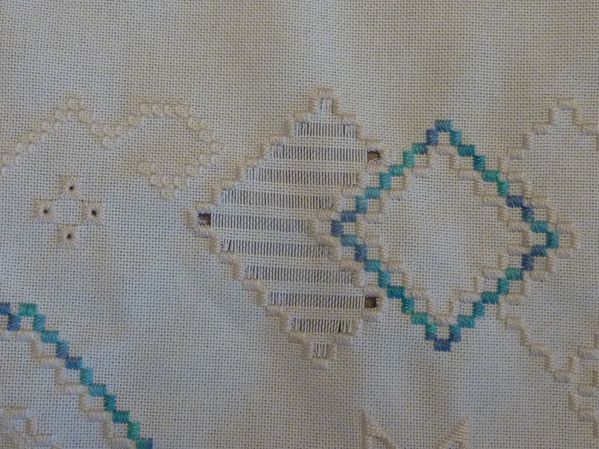 hardanger-debut-decoupe.jpg