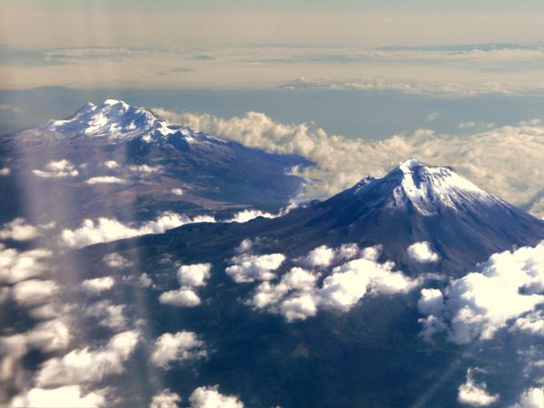 Volcans vus d'avion (2)