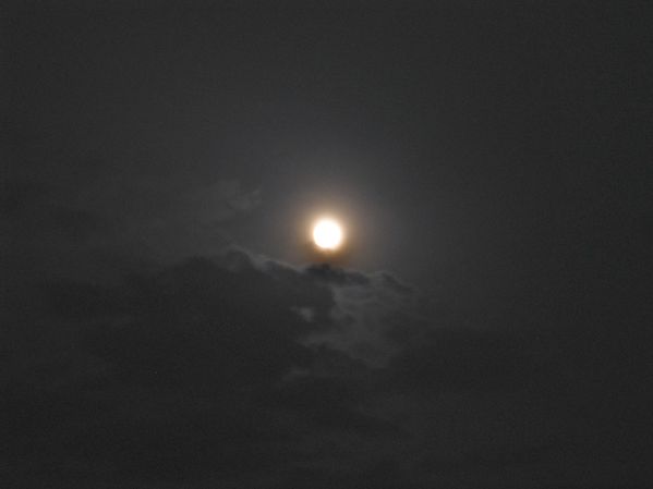 Photo LO 4902.lune nuages