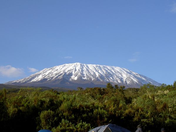 Mt._Kilimanjaro_12.2006--wiki-Chris3---12.2006.JPG
