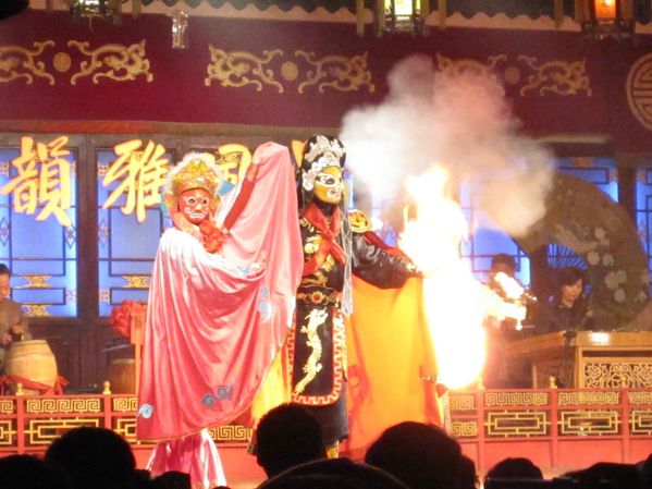 Chengdu, opéra changing face
