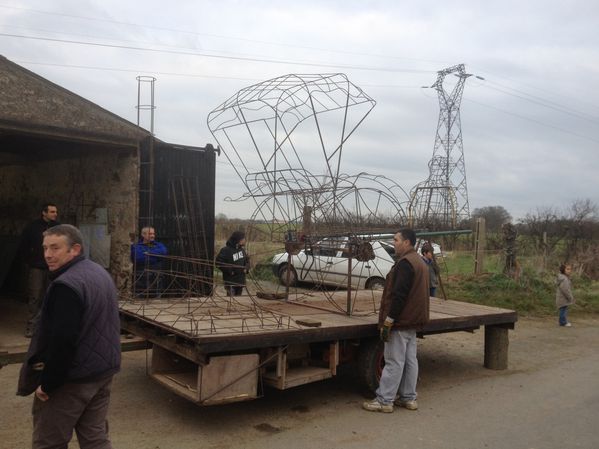 2012-La-construction-du-char 0243