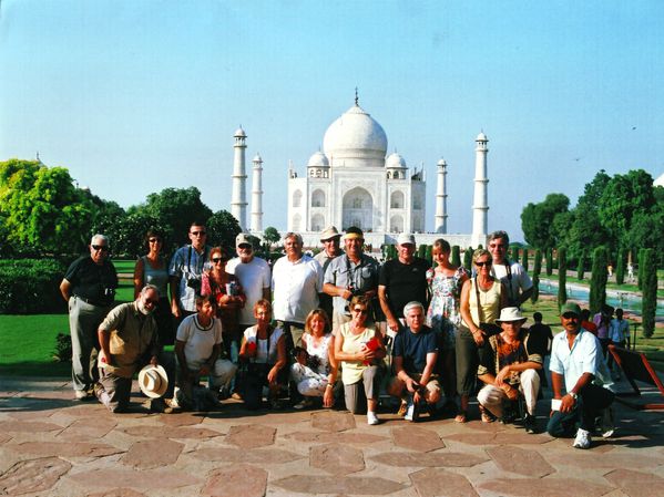 Taj-Mahal-2.jpg