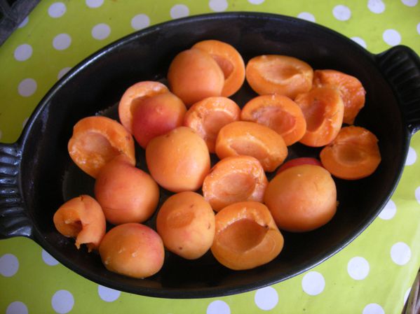 Clafoutis-d-abricots--1-.jpg