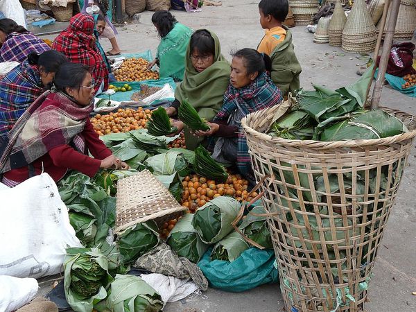 124 vente de bétel au marché