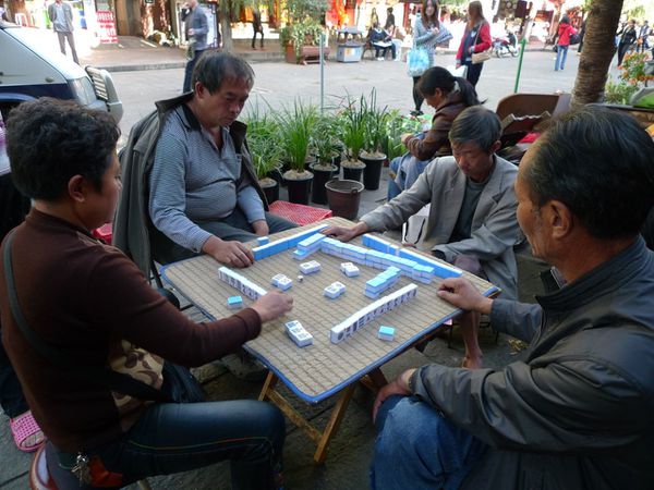 12-Dali joueur de dominos