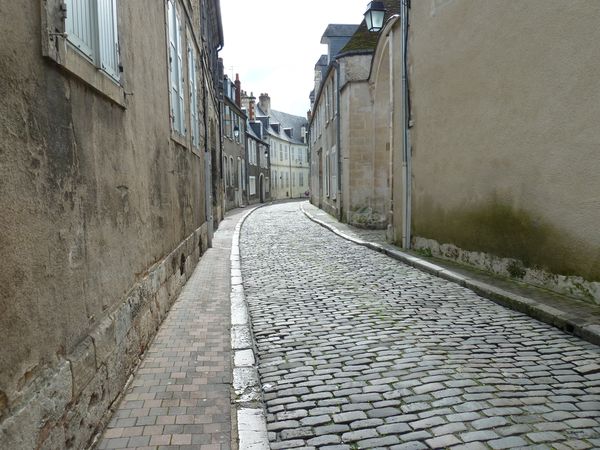 Rue près du lycée d'A Fournier à Bourges