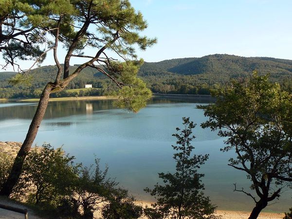 lac-de-saint-ferreol-2.jpg