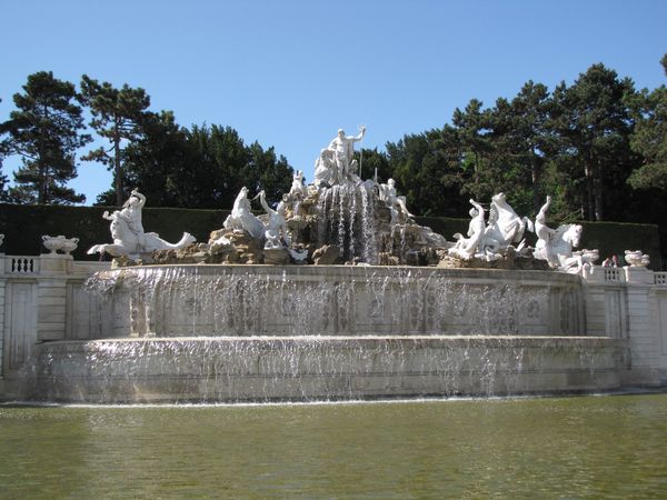 VIENNE-2002.JPG