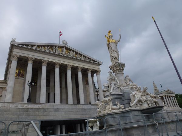 le-Ring---Parlement--2-.JPG