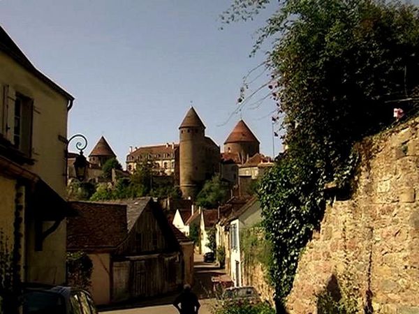 maison hantee bourgogne