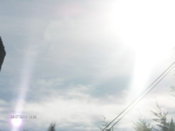 A-boule-lumineuse-pr-s-du-soleil-012-A.JPG