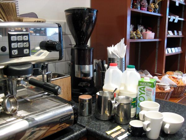 cafe.jpg