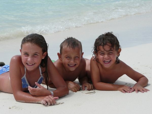 les 3 sur le sable