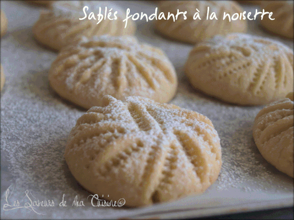 sables-fondants-a-la-noisette.gif