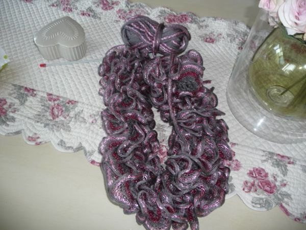 ECHARPE FROUFROU
