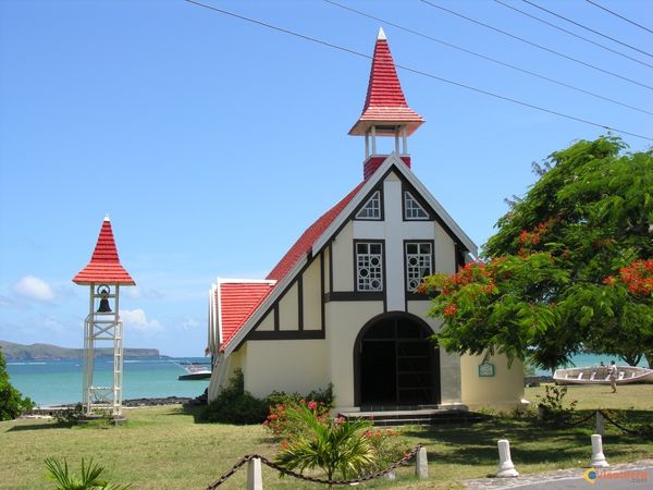 Visoterra-eglise-catholique-de-cap-malheureux-8737