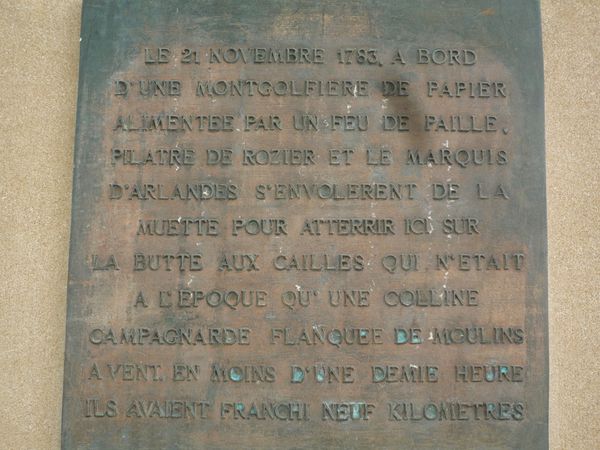Hommage à Pilatre du Rosier - Place Verlaine