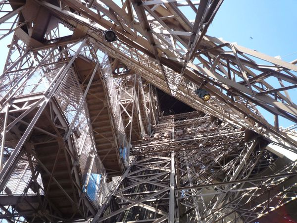Tour Eiffel - Paliers d'escalier pilier sud