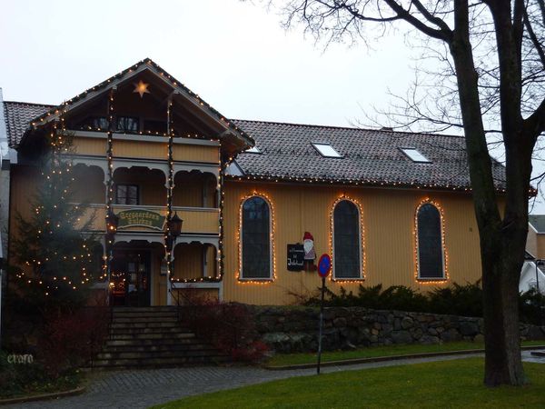 P1060577a.jpg