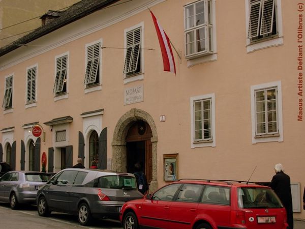Maison-de-Mozart-dans-Salzbourg.jpg