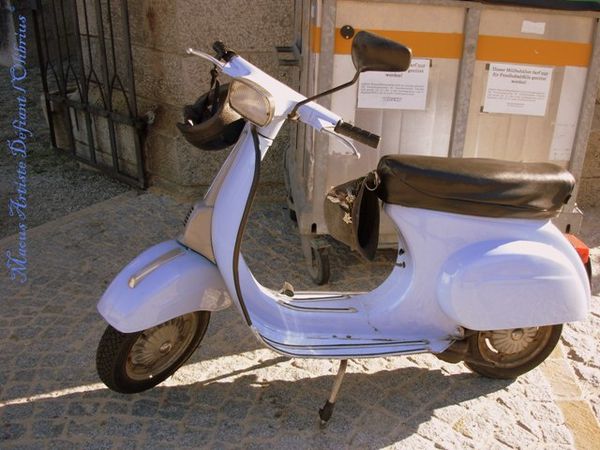 Vespa-piaggio.JPG