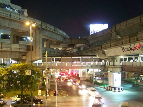 0025.Chef d'oeuvres de beton de Bangkok!