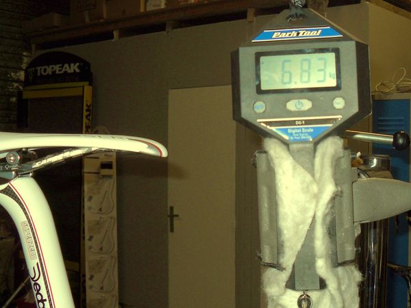 6.830 kg