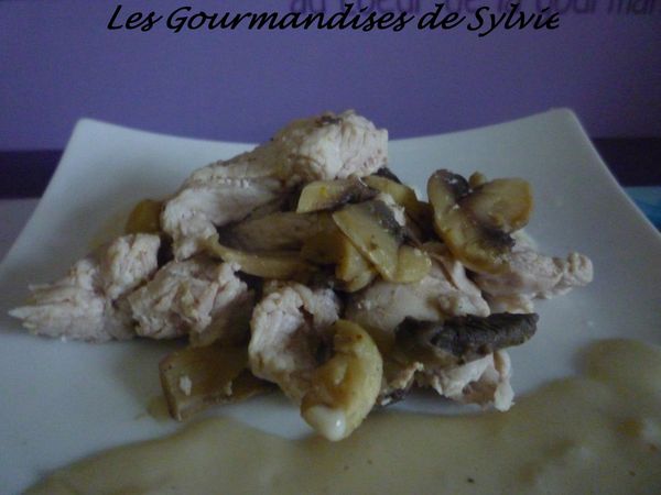 Escalope de dinde à la crème d'oignon tm31 2