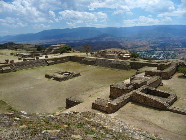 Monte Alban 3 Patio Hundido (2)