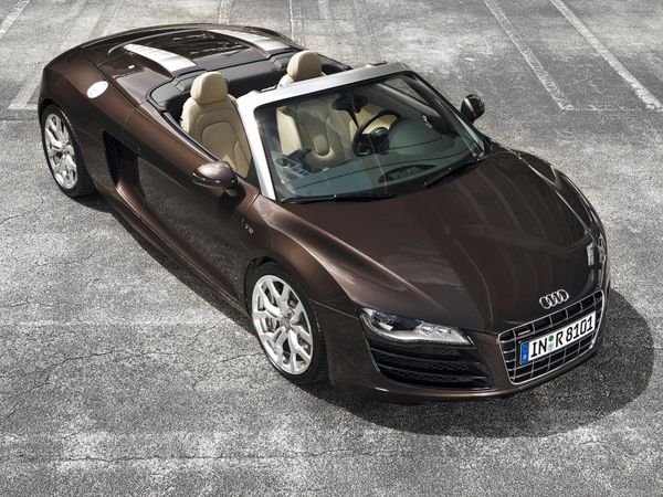 audi_r8_spyder_5.2_fsi_quattro_2011_11.jpg