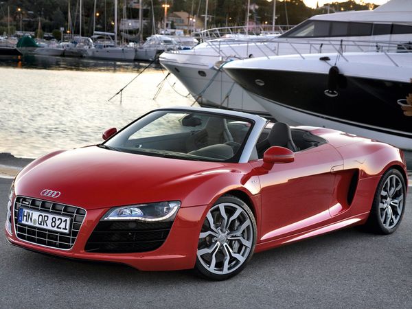 audi_r8_spyder_5.2_fsi_quattro_2011_13.jpg