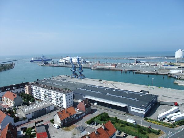 vue de calais du haut du phare
