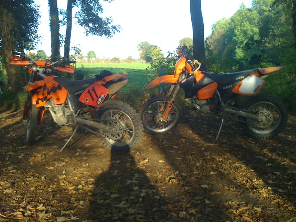 beide mopeds