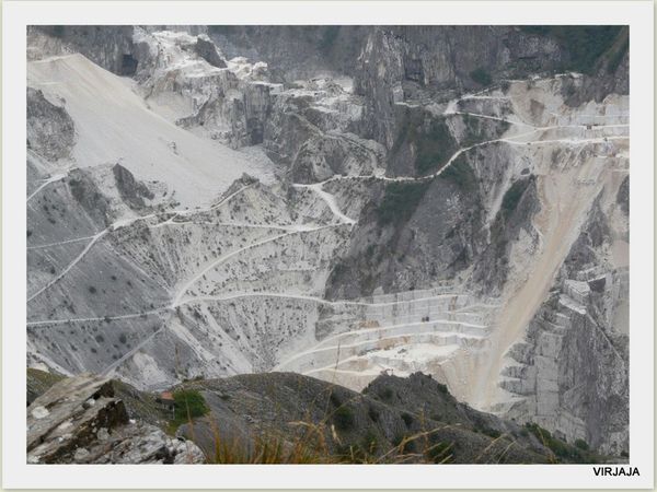 CARRARA - ITALIE8-copie-1