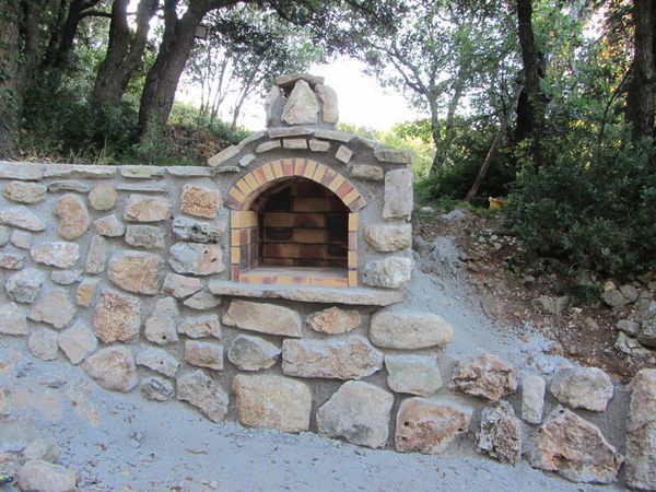 barbecue en pierre a construire
