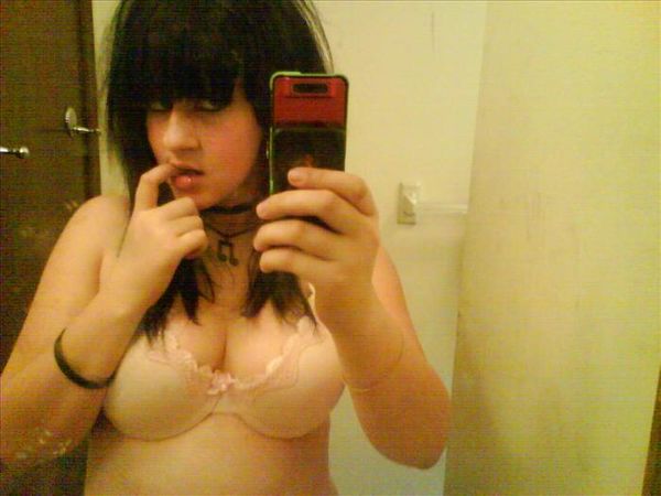 grosse grosse pute lycéenne pute grosse grosse pute lycéenne pute