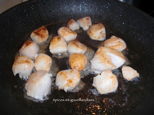coquilles-St-Jacques-grillees--poivre-et-citron-CIMG5055--.jpg