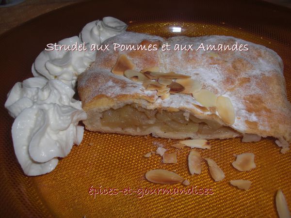 strudel-aux-pommes-et-aux-amandes-CIMG6077--2-.jpg