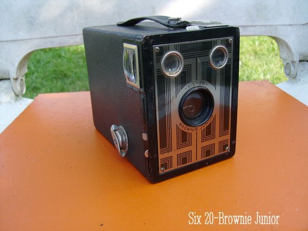 Kodac-6-20-Brownie-junior.JPG