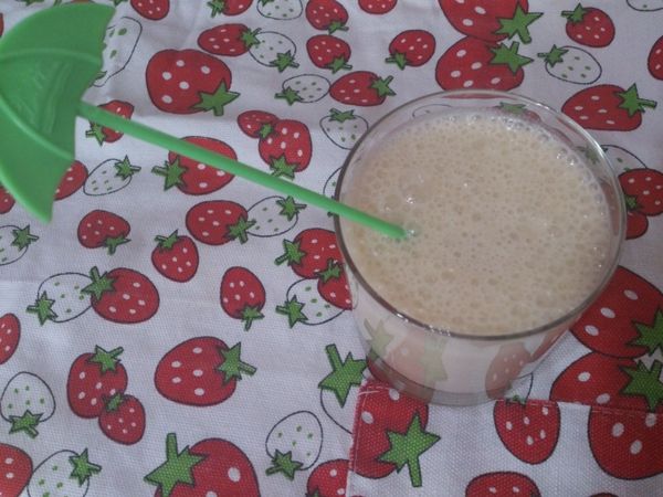 Smoothie-de-banane--pomme---peche-au-miel---1909.jpg