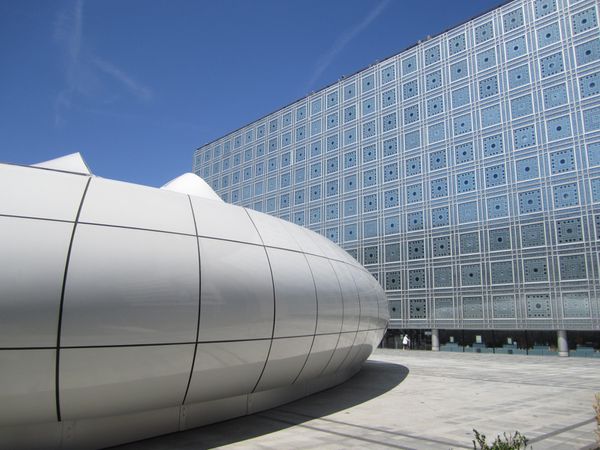 zaha hadid pavillion d'exposition (3)