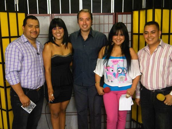Conexion HN Entrevista Daniel Salomon y Acrilicas Girl
