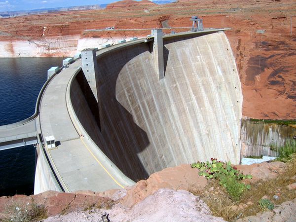 Lac Powell Glen Canyon Dam 1