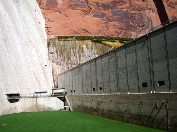 Lac Powell Glen Canyon Dam 2