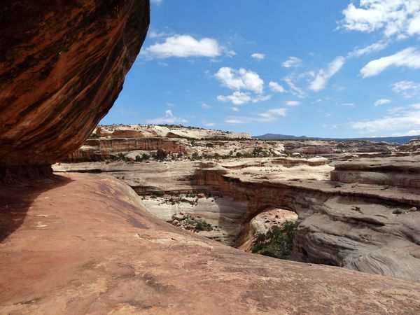 Natural-Bridges-N-Mt-Sipapu-Bridge-trail-3.jpg