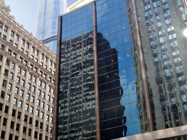 Chicago-reflexion-gratte-ciel.jpg