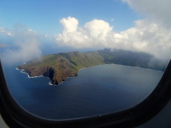 Marquises Hiva Oa survol arrivée