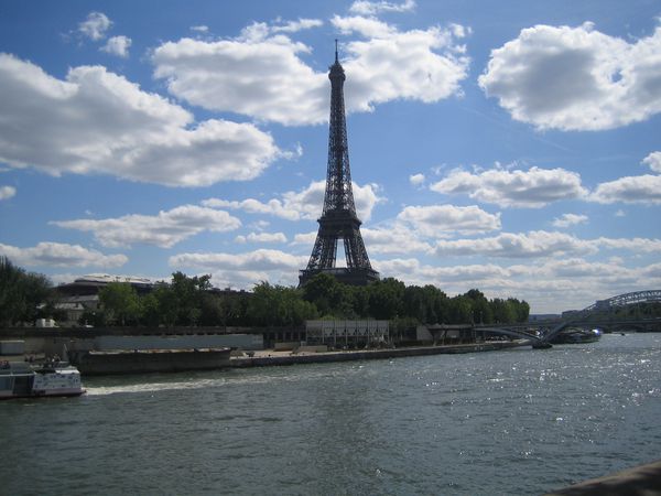 VIREE-DS-PARIS-TOUR-EIFFEL-2011-062.JPG